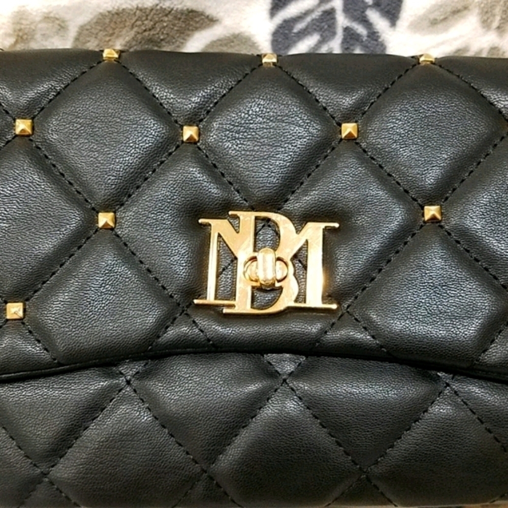 Badgley Mischka Black Quilted Crossbody Purse - Picture 5 of 12